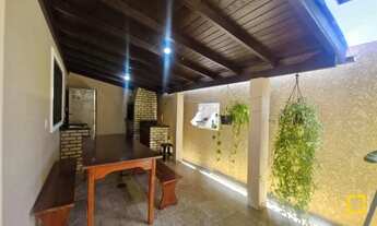 Imagem 3: Casa com 03 dormitórios, sendo um suíte com closet e piscina