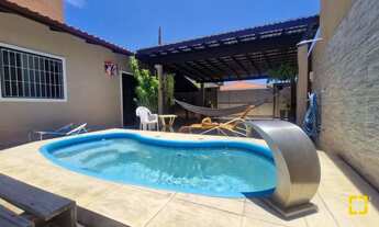 Imagem 2: Casa com 03 dormitórios, sendo um suíte com closet e piscina