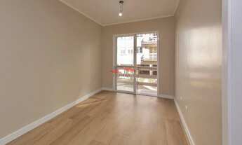 Imagem 2: Apartamento (Padrão), com 3 quartos e 2 banheiros à Venda, 67 m² em Porto Alegre/RS