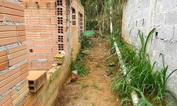 Imagem 3: Terreno / semi-construido