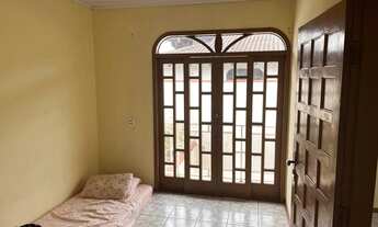 Imagem 2: Kitnet com ar condicionado no coração do iririu