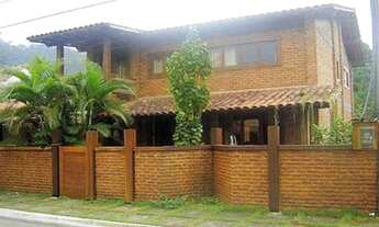 Imagem 5: Casa temporada Angra Condomínio Praia Privativa. Na casa Piscina Sauna Area Gourmet