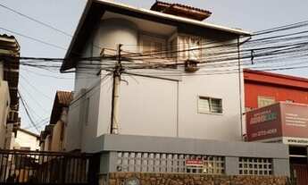 Imagem: Excelente casa no Centro ( Ótima localização