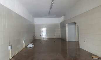 Imagem 3: Ponto comercial/Loja/Box para aluguel possui 400 metros quadrados com 5 quartos