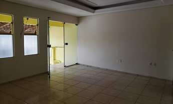 Imagem 2: Casa com 03 dormitórios, Salão comercial e Edícula. Aceita permuta!