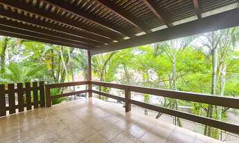 Imagem 2: Casa de condomínio térrea para venda tem 250 metros quadrados com 3 quartos