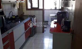 Imagem 6: Apartamento para venda com 2 quartos e garagem escriturada em Vila Ipiranga - Porto Alegre