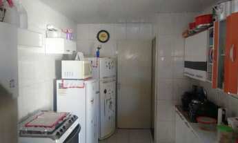 Imagem 2: Qr 406 rua principal atrás dos comercios e comercial estuda troca, o melhor local de Samam