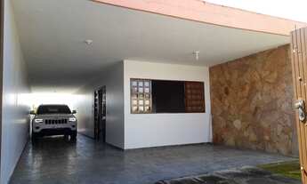 Imagem 3: Baixamos de 600 mil - Casa 220m², terreno 558m² -4 quartos, quintal amplo - Serraria