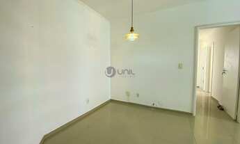 Imagem 2: Apartamento para venda possui 80 metros quadrados com 3 quartos em Centro - Florianópolis