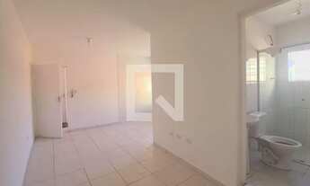 Imagem 4: Casa de Condomínio para Aluguel - Água Fria, 2 Quartos, 35 m2