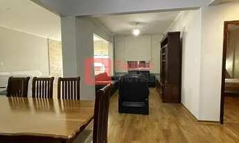 Imagem 2: Apartamento com 165m2, para locação, 2 dormitórios, 1 suíte, 1 vaga, repleto de armários