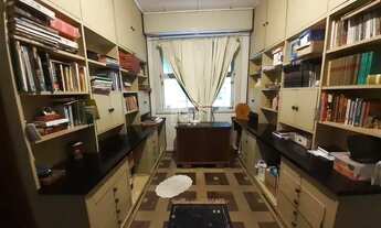 Imagem 6: Casa para Venda - 290m², 3 dormitórios, sendo 1 suites, 3 vagas - Menino Deus