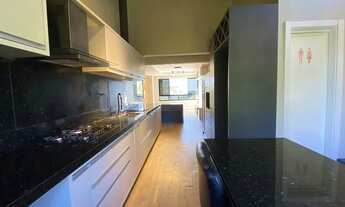 Imagem 7: Oportunidade! Apartamento em 100x, com 2 suítes + 2 vagas de garagem na Praia Brava - Ita