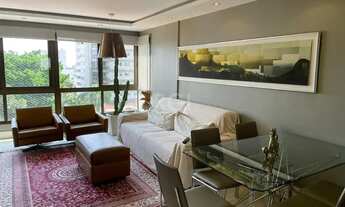 Imagem 2: Apartamento com três (3) dormitórios, uma (1) suíte, duas (2) vagas de garagem, depósito