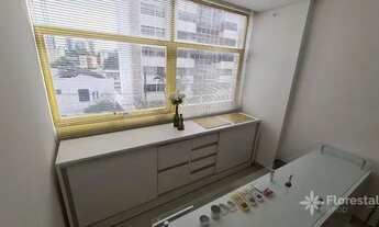 Imagem 5: Sala, 65 m² - de R$370.000 por R$ 250.000 ou aluguel por R$ 2.700/mês - Graça - Salvador/B