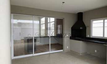 Imagem 7: Casa Nova de condomínio para aluguel tem 160 metros quadrados com 3 quartos