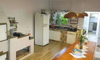 Imagem: CASA AMPLA MOBILIADA NO CENTRO - TIJUCAS