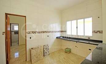 Imagem 7: CASA à venda com piscina e 2 quartos em Itanhaém, no bairro Jamaica