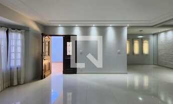 Imagem 3: Casa à Venda - Barcelona, 3 Quartos, 300 m2