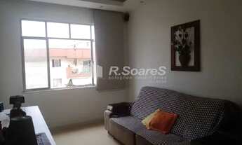 Imagem 3: Apartamento com 2 quartos no Cachambi. Rua Miguel Ângelo