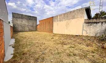 Imagem 2: Terreno à venda, 250 m² por R$ 140.000,00 - Jardim Itamarati - Botucatu/SP