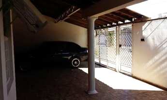 Imagem 5: Alugo linda casa com piscina no bairro Janio Quadros