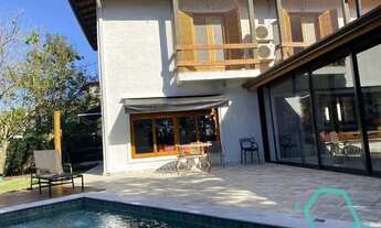 Imagem: Casa com 5 dormitórios à venda, 302 m²