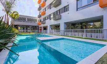 Imagem 2: Apartamento novo de 2 dormitórios, sendo uma suíte, no bairro Santana, com 02 VAGAS e CHUR