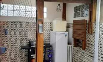 Imagem 6: Casa à Venda em Condomínio Fechado!