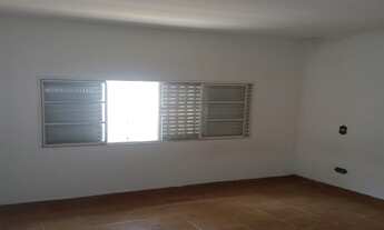 Imagem 3: 02 quartos, sala, cozinha, quintal e WC