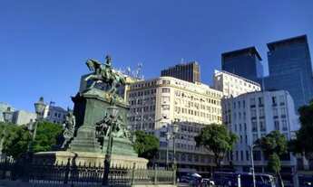 Imagem: Quarto mobiliado no coração do Rio. Centro