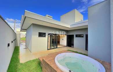 Imagem 2: Venda] Casa térrea no Cond. Porto Seguro