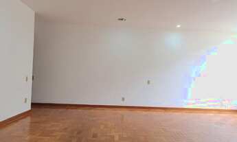 Imagem 2: Apartamento para venda com 120 metros quadrados com 3 quartos em Copacabana - Rio de Janei