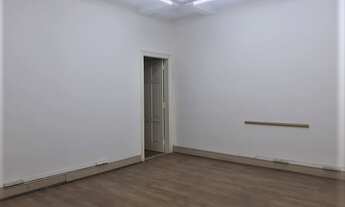 Imagem 4: A poucos minutos da estação de metrô B.Funda e do corredor de ônibus da Av. Francisco Mata