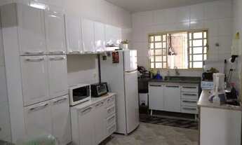 Imagem 6: Casa no Satélite (Na Avenida