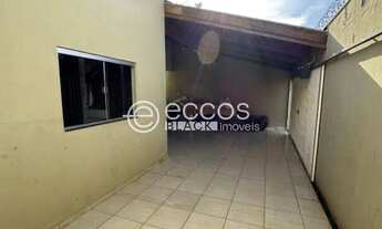 Imagem 2: Casa à venda, 2 quartos, 1 suíte, 1 vaga, Oneida Mendes - UBERABA/MG