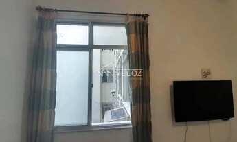 Imagem: Apartamento - / Residencial / Glória