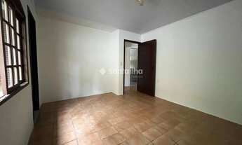 Imagem 6: Casa para alugar, com 3 dormitórios sendo uma suíte, 185 m² para alugar em Florianópolis