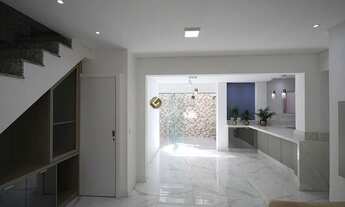 Imagem 4: Belíssimo sobrado triplex à venda no bairro Pinheirinho/Capão Raso, Curitiba - PR