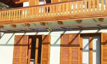 Imagem 3: Acolhedora casa à venda com área de lazer completa. Quarteirão Ingelheim - Petrópolis - RJ