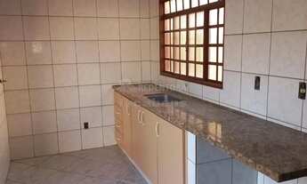 Imagem 16: Casa de 03 dormitórios com armários no bairro Parque Industrial