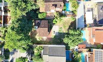 Imagem: Terreno bifamliar com 719m² à venda no