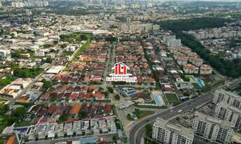 Imagem 2: Casa em Condomínio para Locação em Manaus, Flores, 4 dormitórios, 2 suítes, 4 banheiros, 4