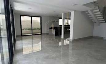 Imagem 7: Casa à venda em Santana de Parnaíba, Alphaville, com 3 suítes, com 310 m², Residencial Trê