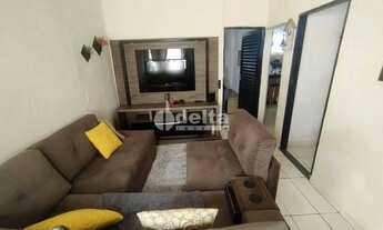 Imagem 2: Casa disponível para venda no bairro Daniel Fonseca em Uberlândia-MG
