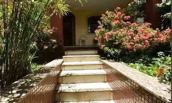 Imagem: Casa à venda em rua pública, ARMAÇÃO