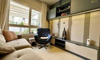 Imagem 2: Sobrado no Igara House Club, Semi Mobiliado com 3 Dormitórios, Suíte