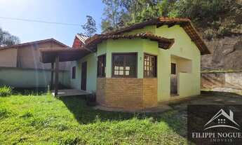 Imagem: Casa linear com 3 quartos sendo uma suíte