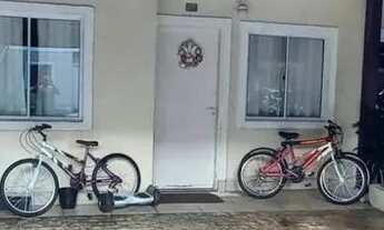 Imagem: Casa de condomínio em Rua Professor Ernesto